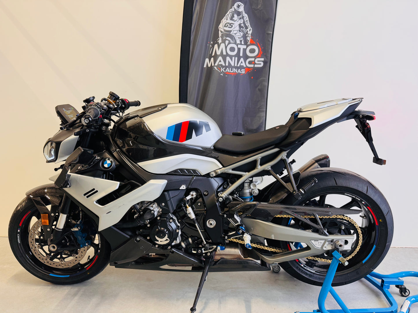 BMW M 1000 R