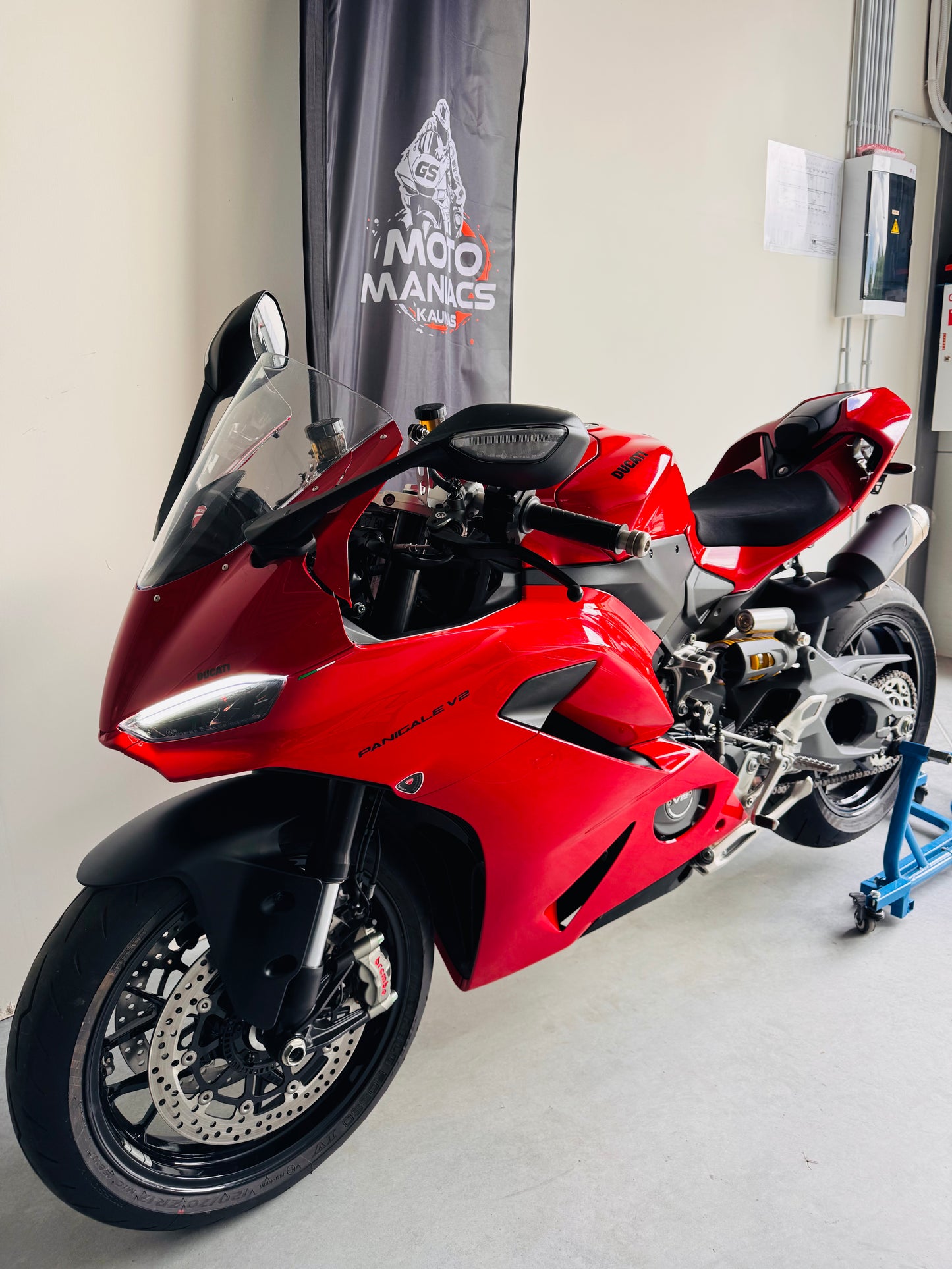 Ducati Panigale V2