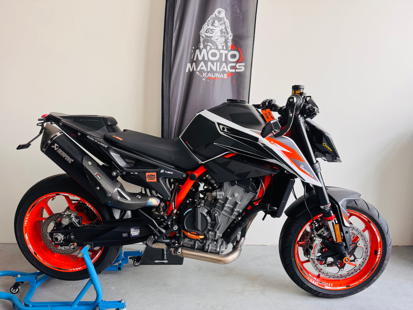 KTM Duke 890 R