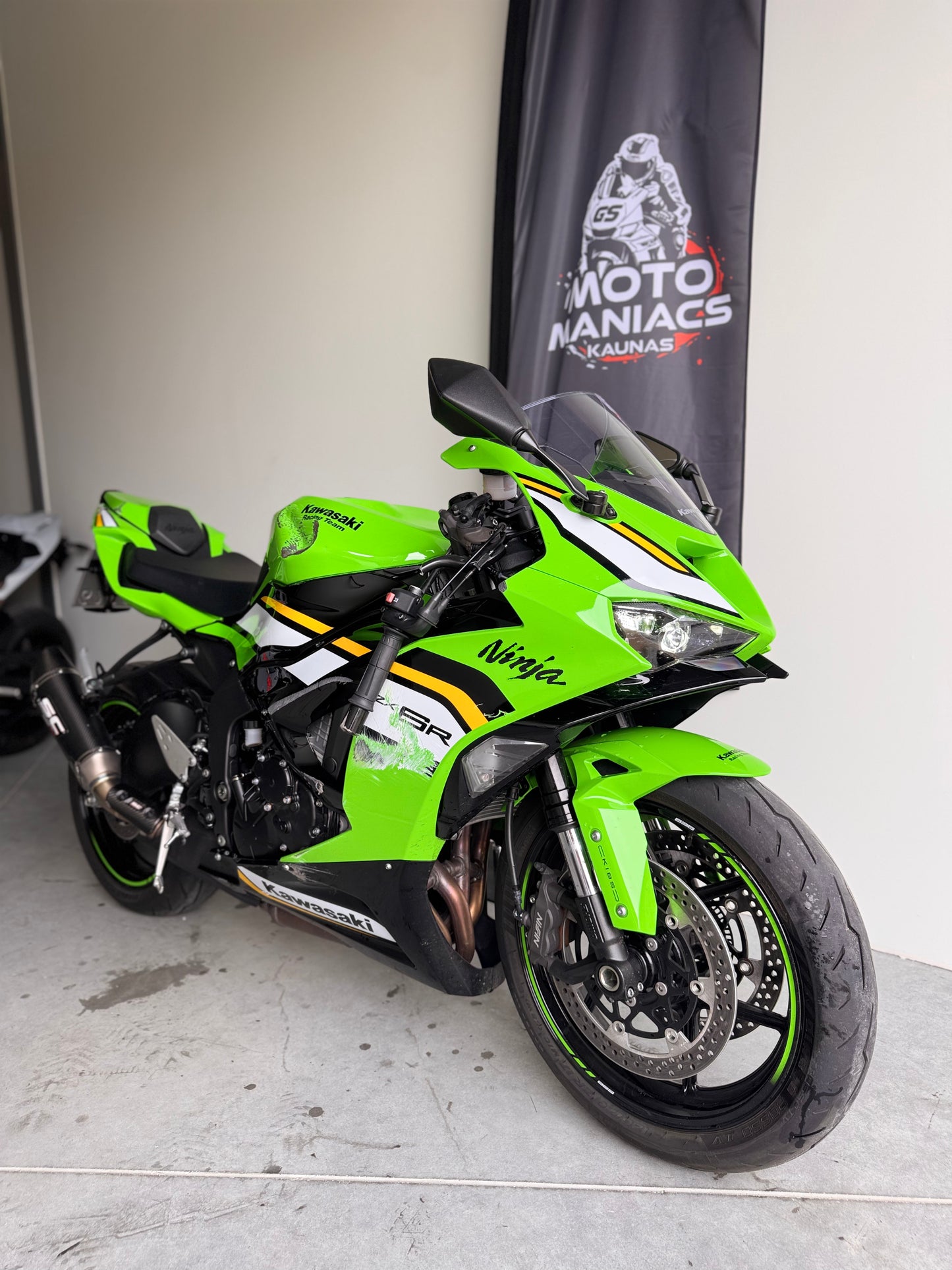 Kawasaki ZX6R