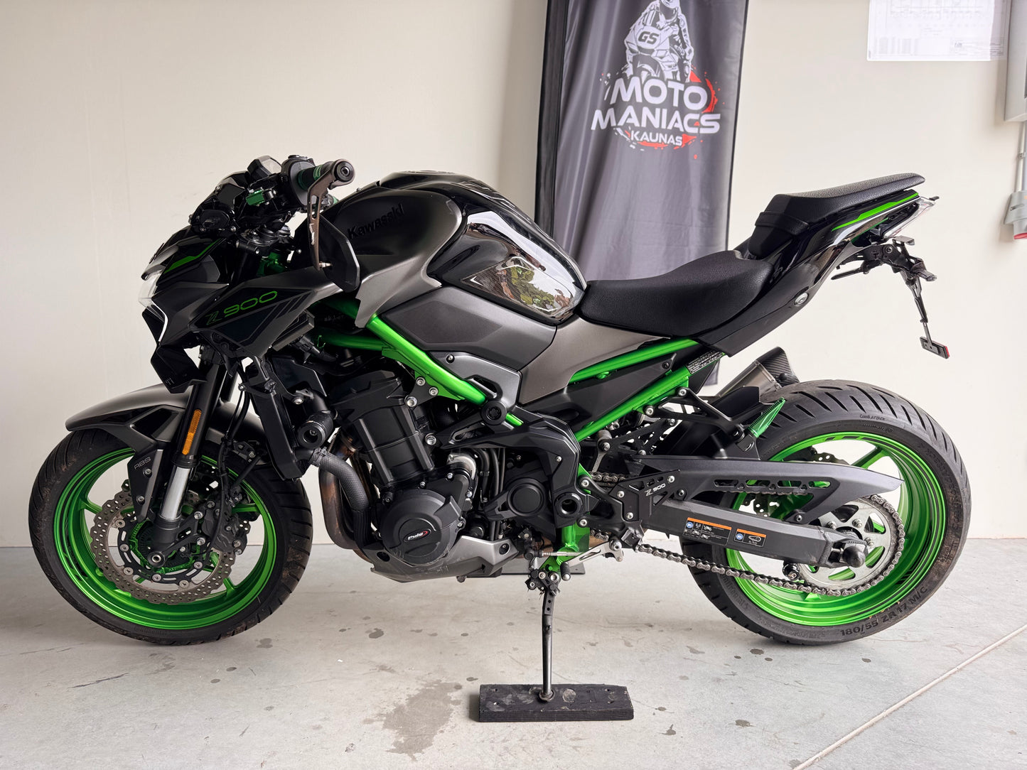 Kawasaki Z900 ( A2 / 35kw )