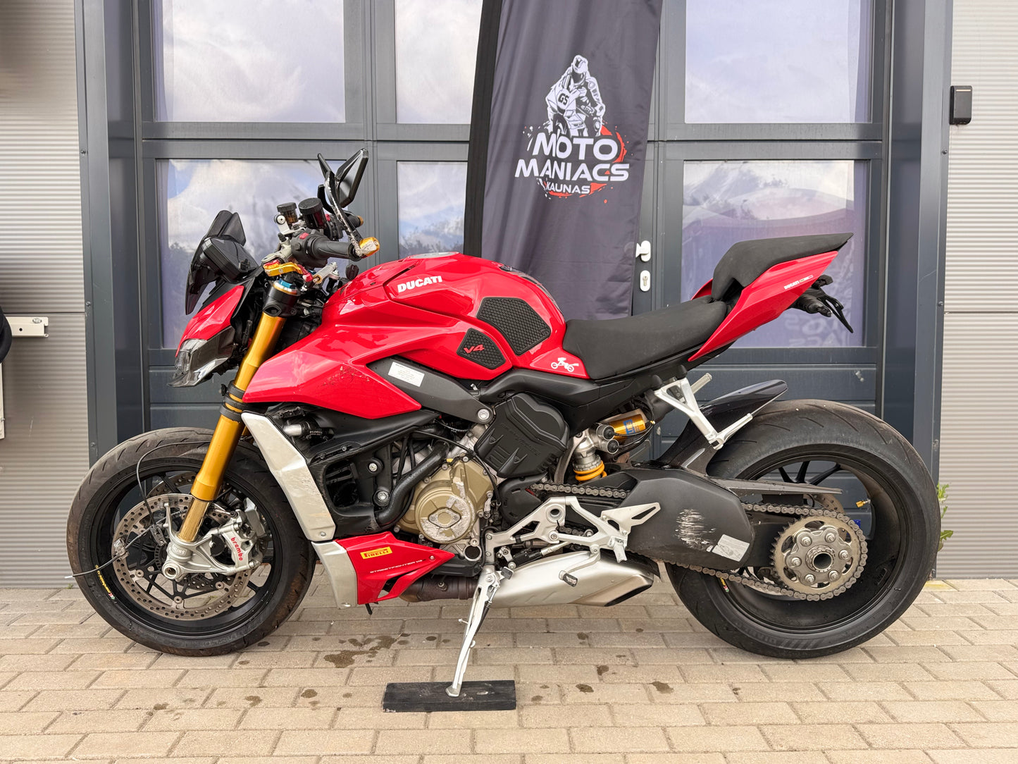 Ducati Street Fighter V4s