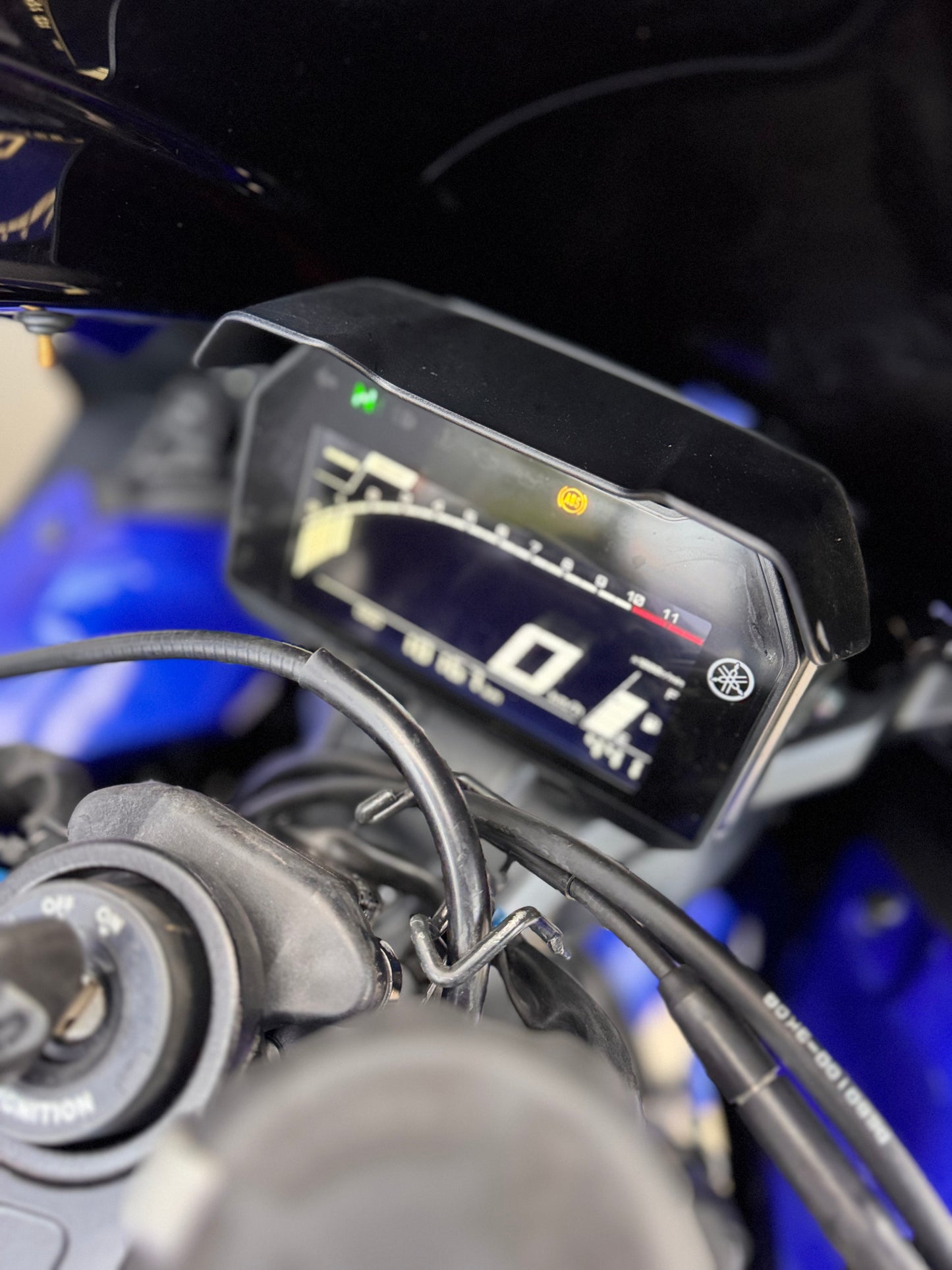Yamaha R7