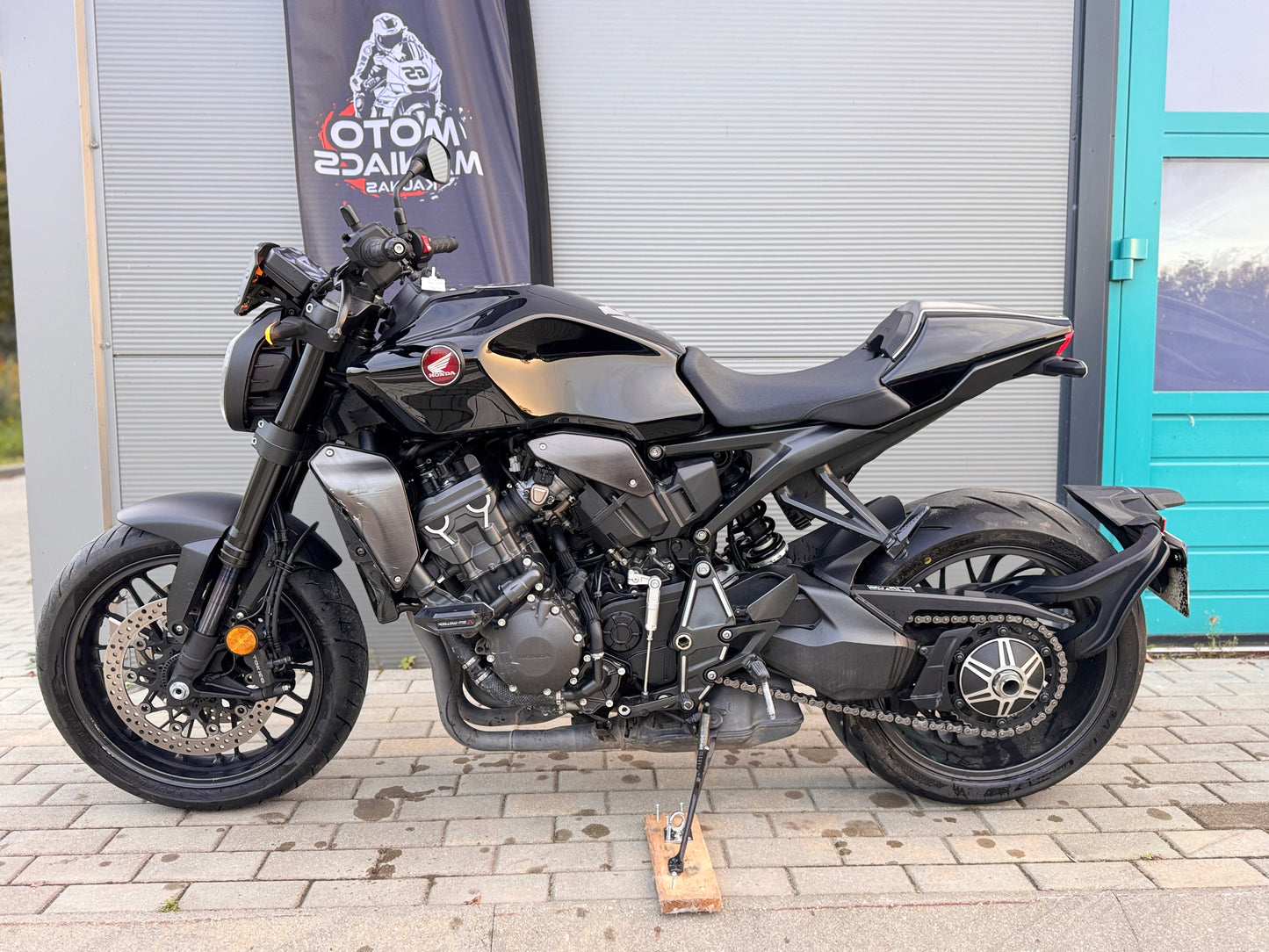 Honda CB 1000 Black Edition